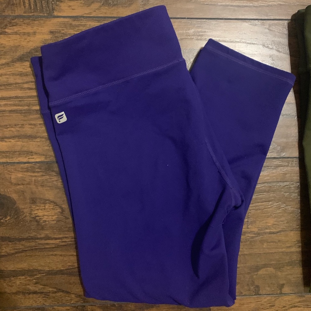 CROPPED FABLETICS LEGGINGS